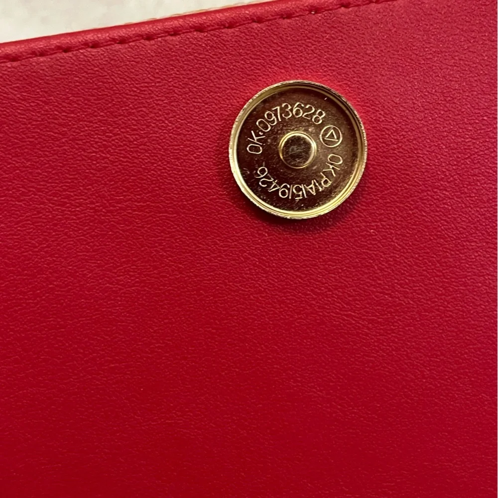 NWT 🍒 Betsey Johnson Cherry Crossbody Bag - Picture 9 of 14